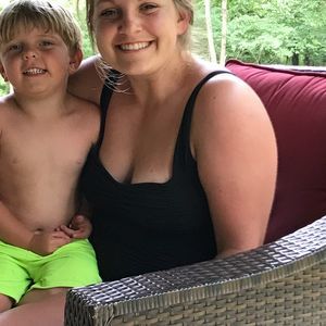 Meet your Posher, Kayla